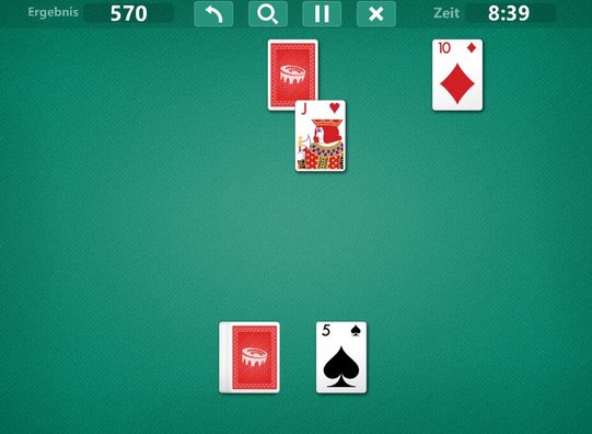 Tri Peaks Solitaire - Screenshot 2