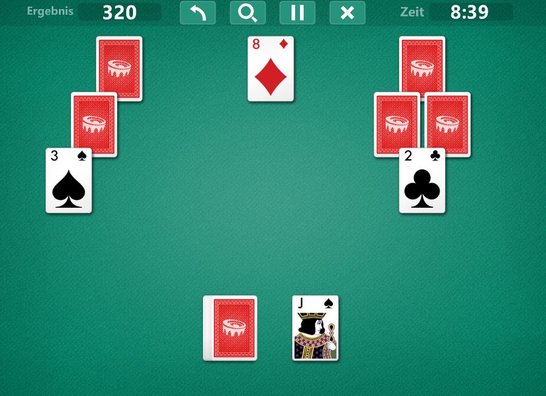 Tri Peaks Solitaire - Screenshot 1